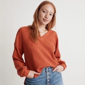 Madewell Waffle V-Neck Long Sleeve Sweater Clay size medium